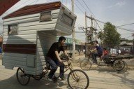 Жилой велосипедный прицеп - дом на колесах