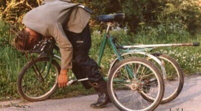 27.10.2012 [Вело] Blue Jeans Ride. Лопанская стрелка. 15.00. Так не должно быть!!!.jpg