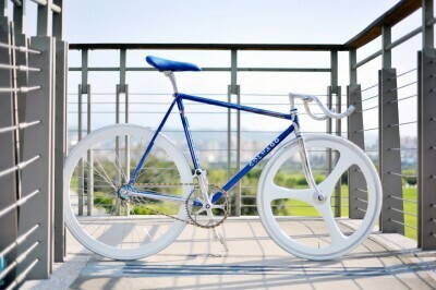 colnago-pursuit-blue.jpg