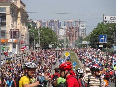 Велодень 2013, Харьков 19.05.13. пр. Ленина.jpg