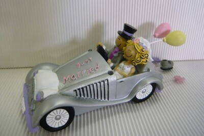 Silbernes Auto.jpg