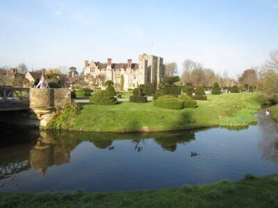 1,6 Hever Castle.jpg