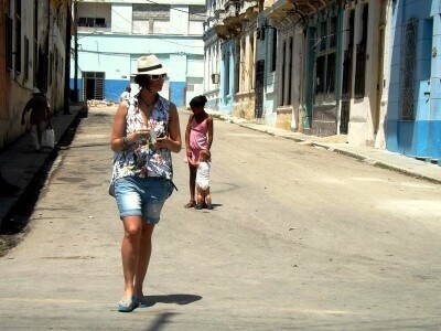 девушка на Кубе.jpg