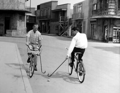 Bike-Polo-Chic.jpg