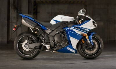 2014_yamaha_yzf-r1_blue_white.jpg