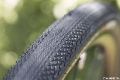 hutchinson-overide-gravel-tire-tubeless-img_2701-cxmagazine-ay_1.jpg