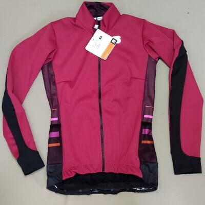 Sportful Neo Womens Softshell Cycling Jacket_02.jpg