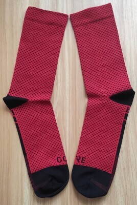 Gore-Wear-C3-Dot-Mid-Socks-Socks-Red-Black-SS20_005.jpg
