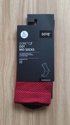 Gore-Wear-C3-Dot-Mid-Socks-Socks-Red-Black-SS20_004.jpg