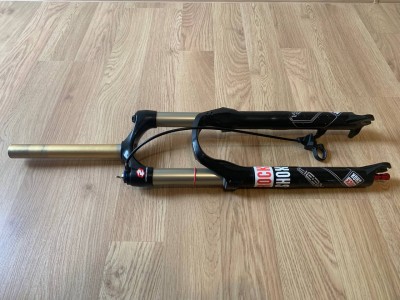 вилка 26 Rock Shox Reba RLT