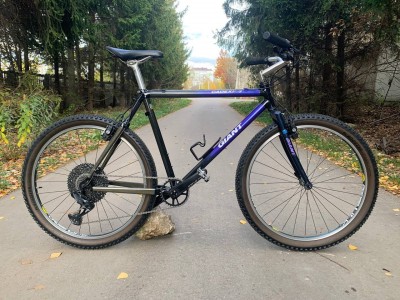 заряджена олдуха Giant Cadex CFM 3, carbon, kevlar