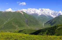 07-4 Заснеженные вершины Главного Кавказского хребта