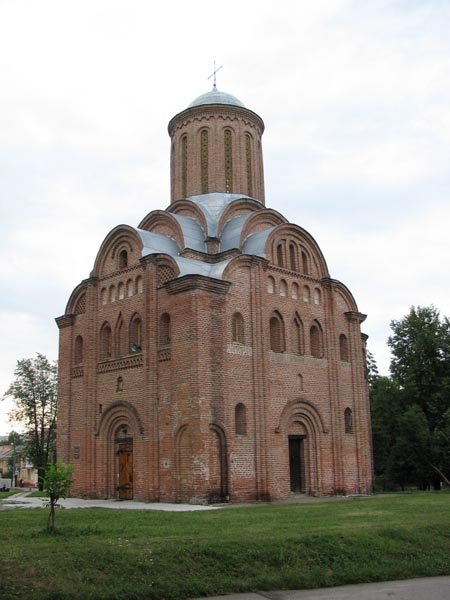 Чернігів. П'ятницька церква