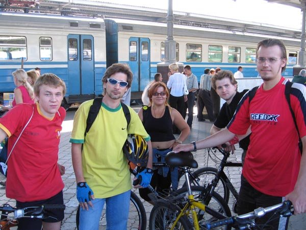 Сбор участников...